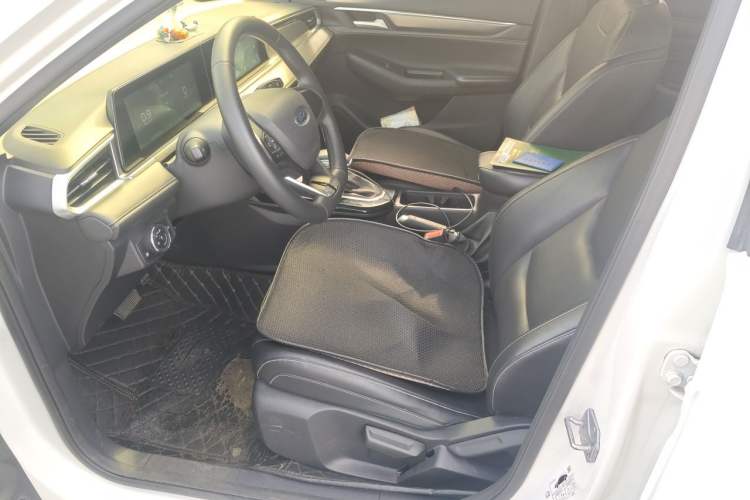 Used Ford Escort 2021 1.5L Automatic Diamond Edition Left Front Seat