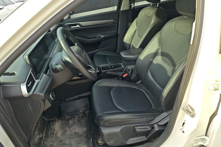 Used Ford Escort 2021 1.5L Automatic Platinum Edition Left Front Seat
