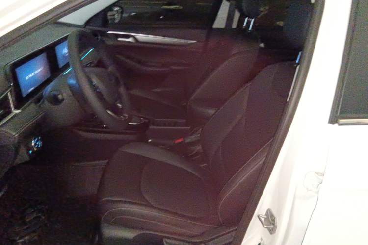 Used Ford Escort 2021 1.5L Automatic Diamond Edition Left Front Seat