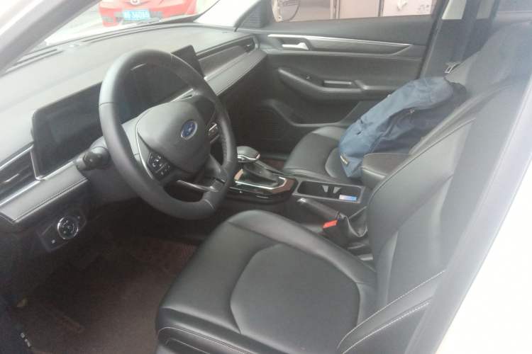 Used Ford Escort 2021 1.5L Automatic Diamond Edition Left Front Seat