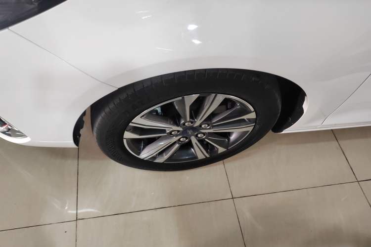 Used Ford Escort 2021 1.5L Automatic Diamond Edition Left Front Wheel Hub