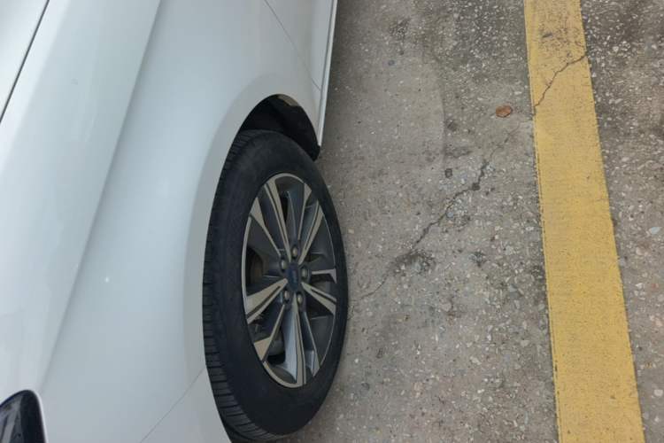 Used Ford Escort 2021 1.5L Automatic Diamond Edition Left Front Wheel Hub