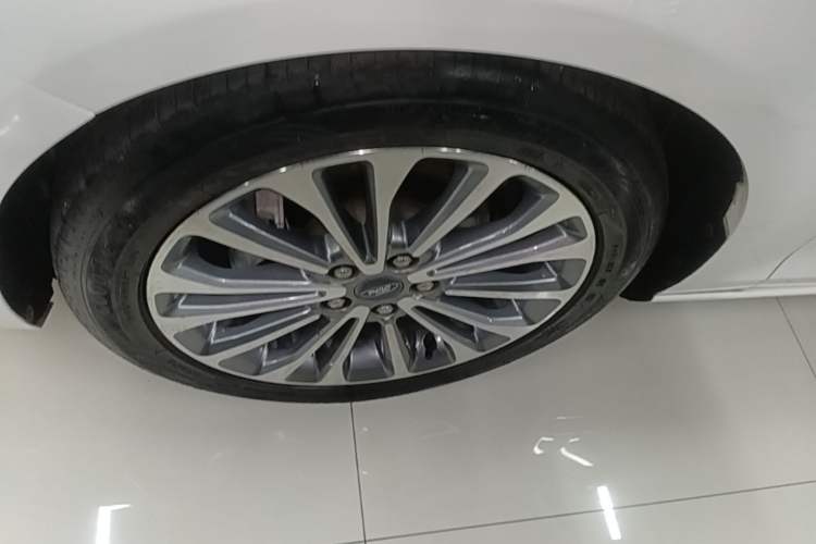 Used Ford Escort 2021 1.5L Automatic Glory Edition Left Front Wheel Hub