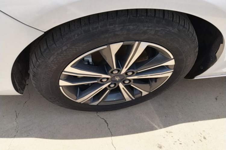 Used Ford Escort 2021 1.5L Automatic Diamond Edition Left Front Wheel Hub