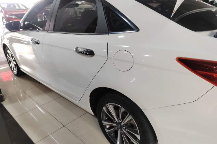 Used Ford Escort 2021 1.5L Automatic Diamond Edition Left Side