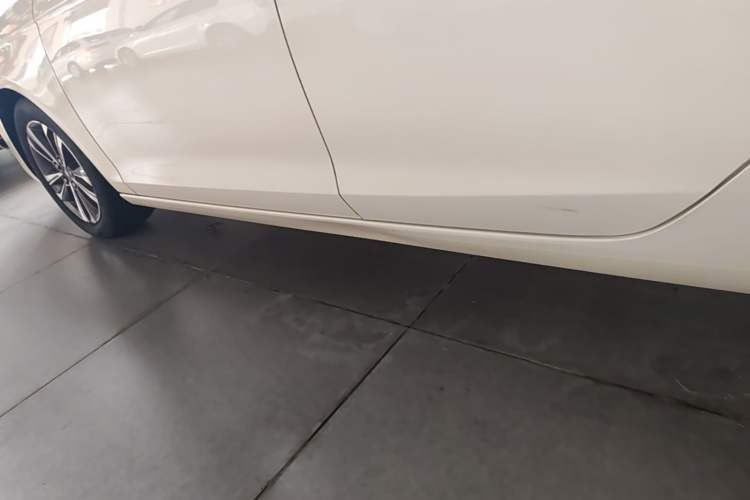 Used Ford Escort 2021 1.5L Automatic Diamond Edition Left Side Sill