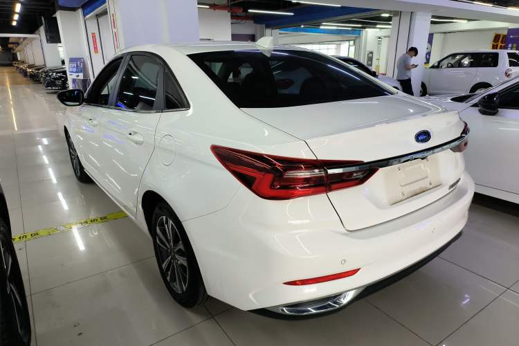 Used Ford Escort 2021 1.5L Automatic Diamond Edition Rear Left 45 Deg
