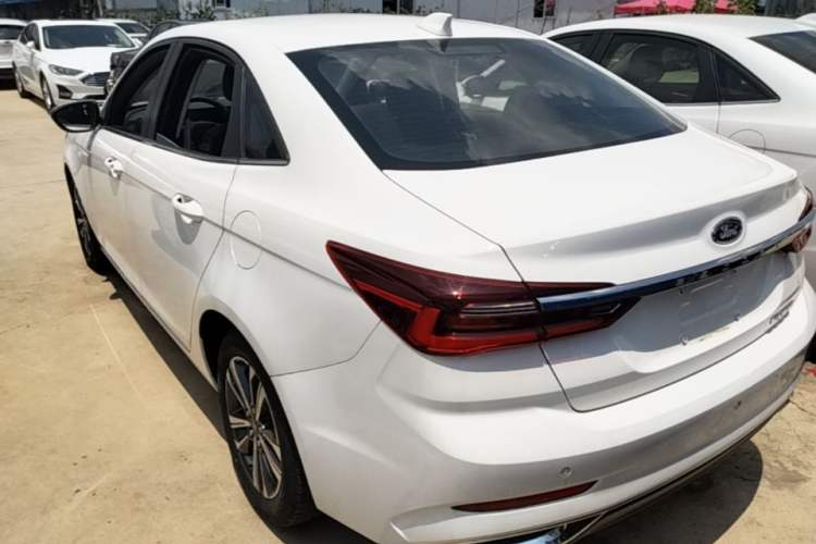 Used Ford Escort 2021 1.5L Automatic Diamond Edition Rear Left 45 Deg