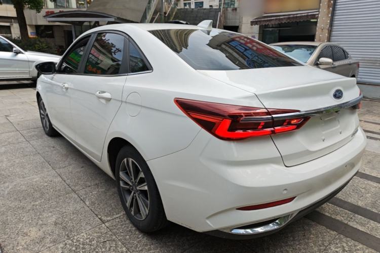 Used Ford Escort 2021 1.5L Automatic Diamond Edition Rear Left 45 Deg