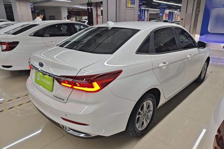 Used Ford Escort 2021 1.5L Automatic Platinum Edition Rear Right 45 Deg