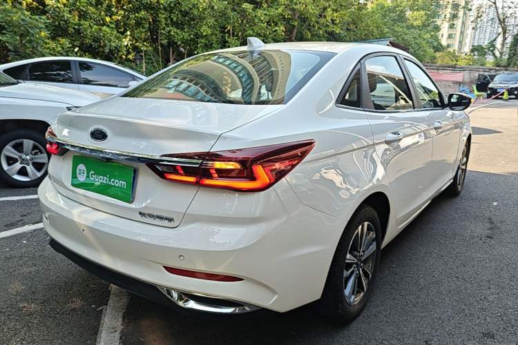 Used Ford Escort 2021 1.5L Automatic Diamond Edition Rear Right 45 Deg
