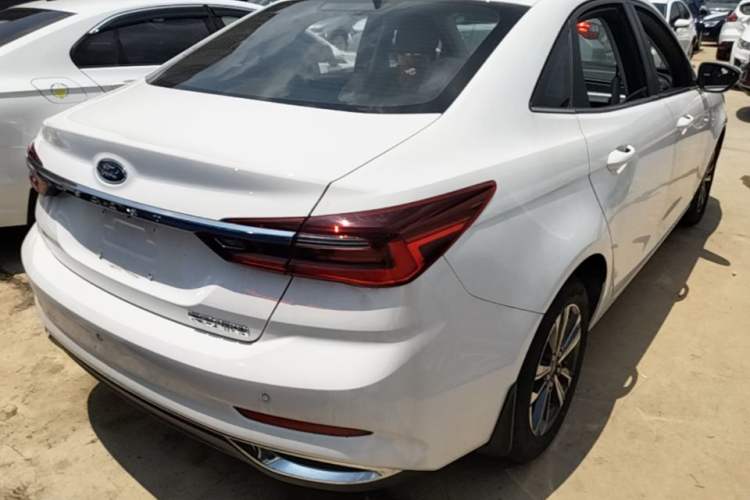 Used Ford Escort 2021 1.5L Automatic Diamond Edition Rear Right 45 Deg