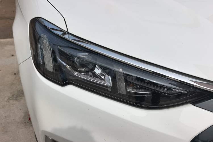 Used Ford Escort 2021 1.5L Automatic Diamond Edition Right Front Headlight