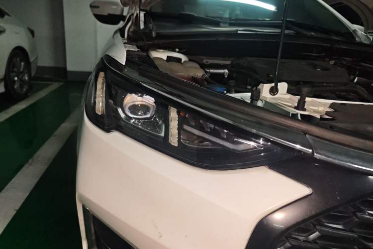 Used Ford Escort 2021 1.5L Automatic Diamond Edition Right Front Headlight