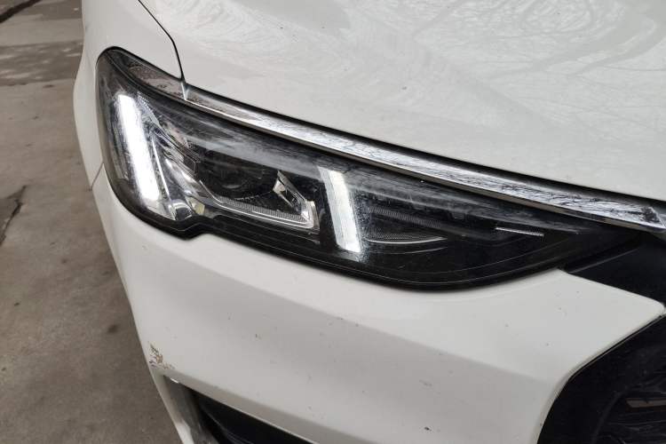 Used Ford Escort 2021 1.5L Automatic Diamond Edition Right Front Headlight