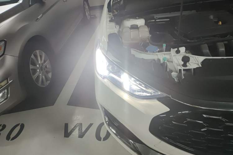Used Ford Escort 2021 1.5L Automatic Diamond Edition Right Front Headlight