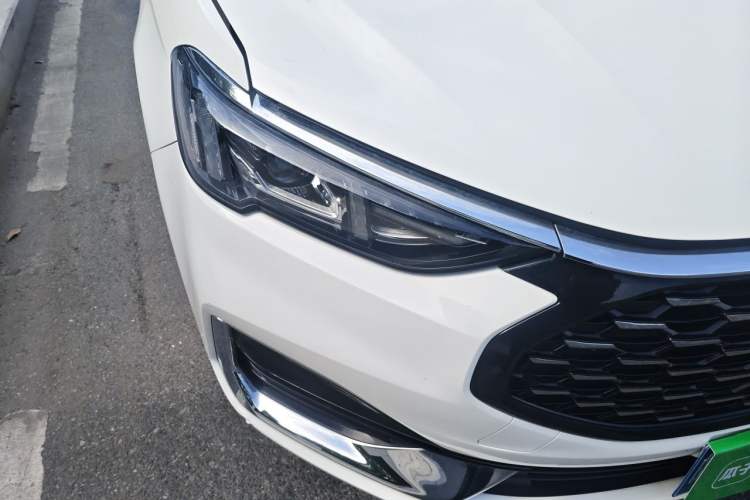 Used Ford Escort 2021 1.5L Automatic Diamond Edition Right Front Headlight