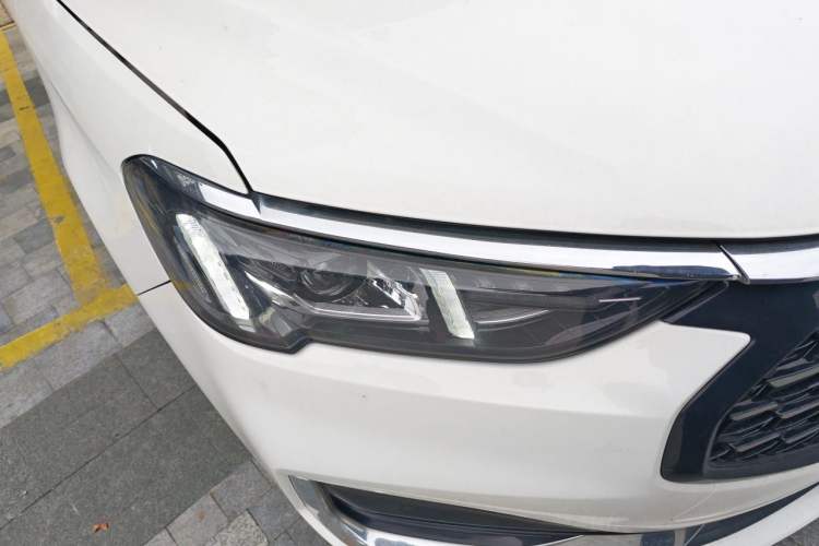 Used Ford Escort 2021 1.5L Automatic Diamond Edition Right Front Headlight