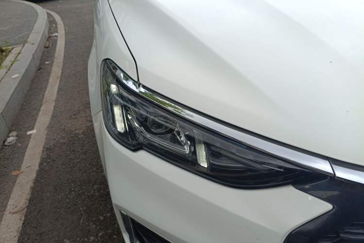 Used Ford Escort 2021 1.5L Automatic Diamond Edition Right Front Headlight