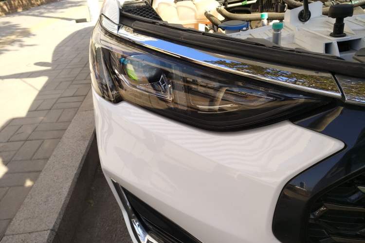 Used Ford Escort 2021 1.5L Automatic Diamond Edition Right Front Headlight