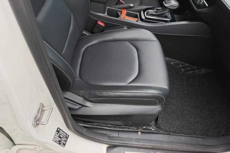 Used Ford Escort 2021 1.5L Automatic Diamond Edition Right Front Seat