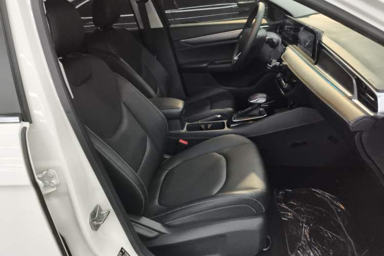 Used Ford Escort 2021 1.5L Automatic Diamond Edition Right Front Seat