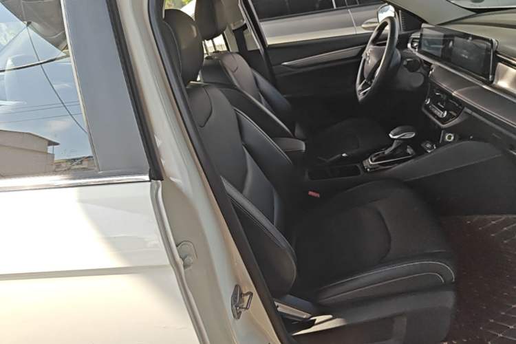 Used Ford Escort 2021 1.5L Automatic Diamond Edition Right Front Seat