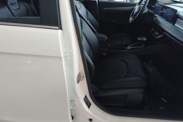 Used Ford Escort 2021 1.5L Automatic Diamond Edition Right Front Seat