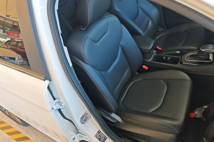 Used Ford Escort 2021 1.5L Automatic Diamond Edition Right Front Seat