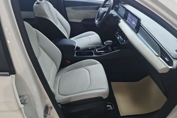 Used Ford Escort 2021 1.5L Automatic Diamond Edition Right Front Seat