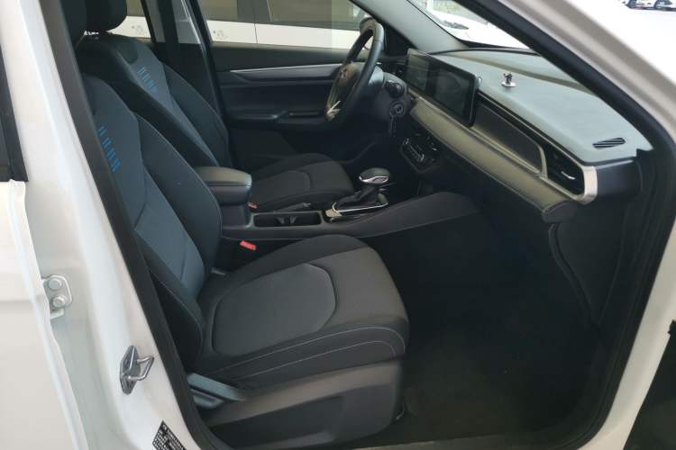 Used Ford Escort 2021 1.5L Automatic Gold Edition Right Front Seat