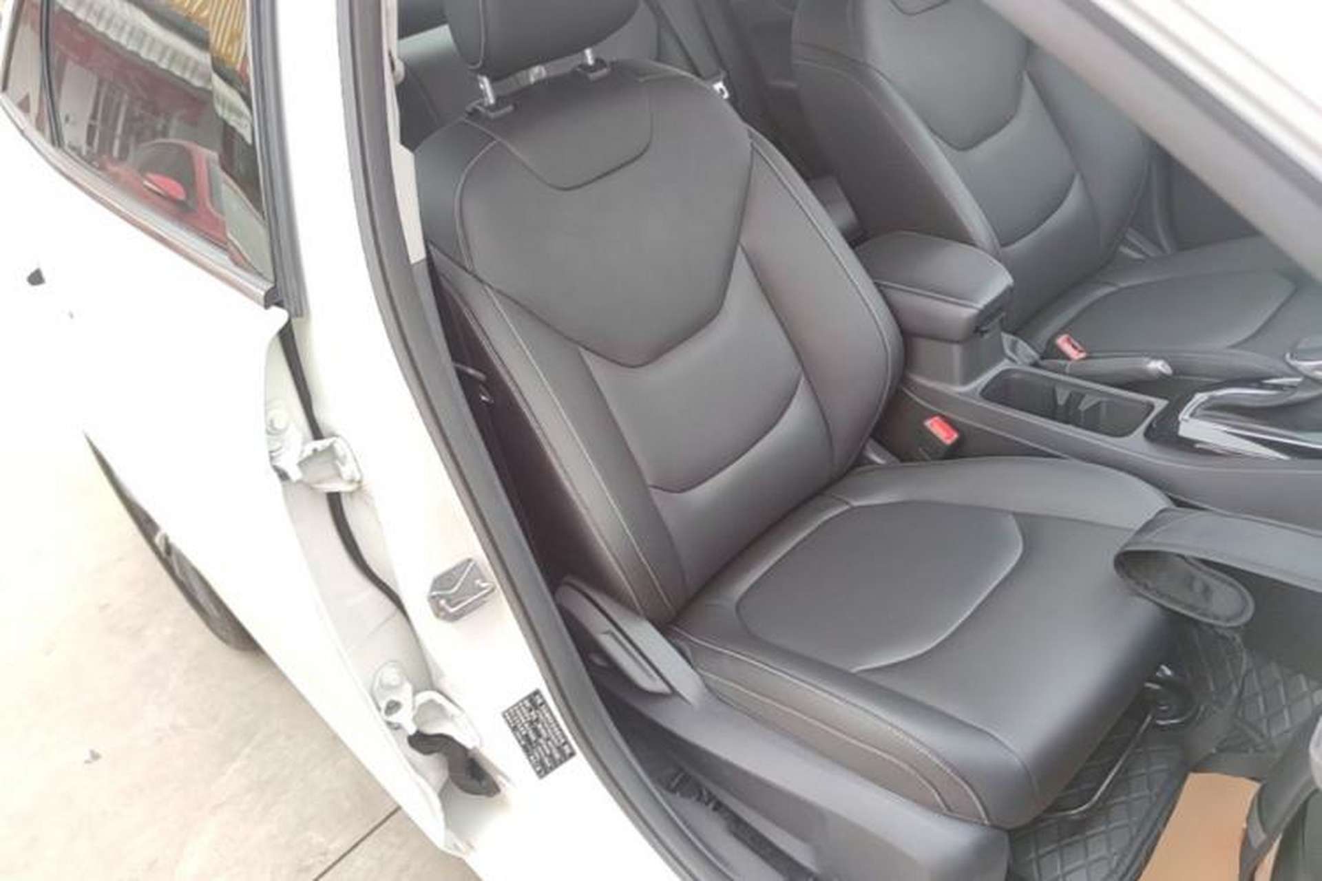 Used Ford Escort 2021 1.5L Automatic Diamond Edition Right Front Seat