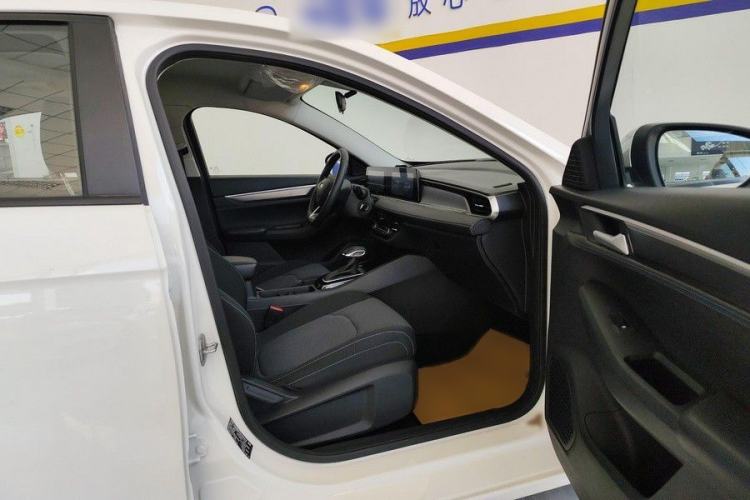 Used Ford Escort 2021 1.5L Automatic Gold Edition Right Front Seat