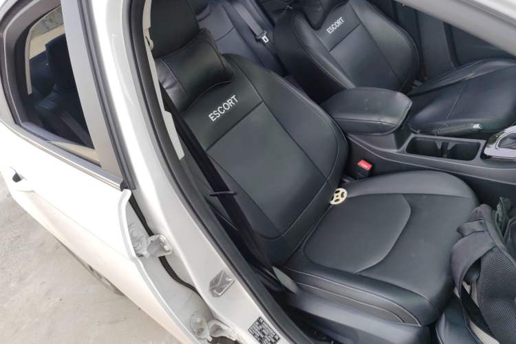 Used Ford Escort 2021 1.5L Automatic Diamond Edition Right Front Seat