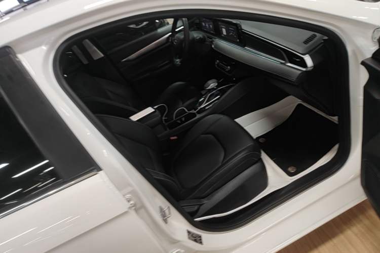 Used Ford Escort 2021 1.5L Automatic Diamond Edition Right Front Seat