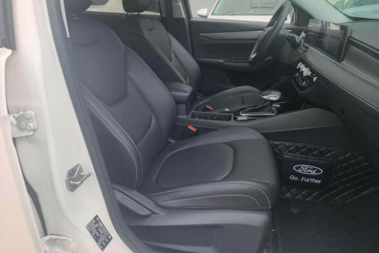 Used Ford Escort 2021 1.5L Automatic Diamond Edition Right Front Seat