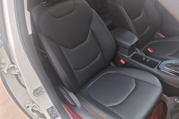 Used Ford Escort 2021 1.5L Automatic Diamond Edition Right Front Seat