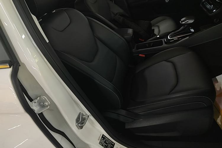 Used Ford Escort 2021 1.5L Automatic Diamond Edition Right Front Seat