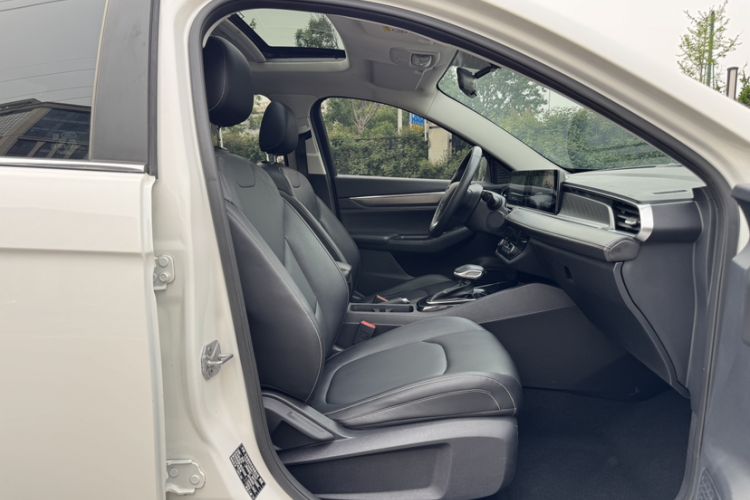 Used Ford Escort 2021 1.5L Automatic Diamond Edition Right Front Seat