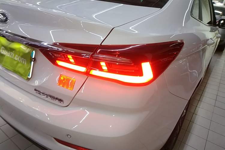 Used Ford Escort 2021 1.5L Automatic Diamond Edition Right Rear Taillight