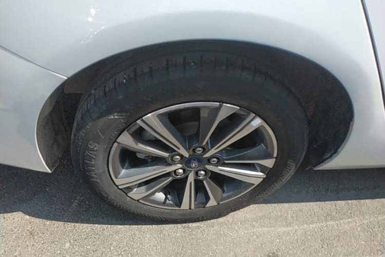 Used Ford Escort 2021 1.5L Automatic Diamond Edition Right Rear Wheel Hub