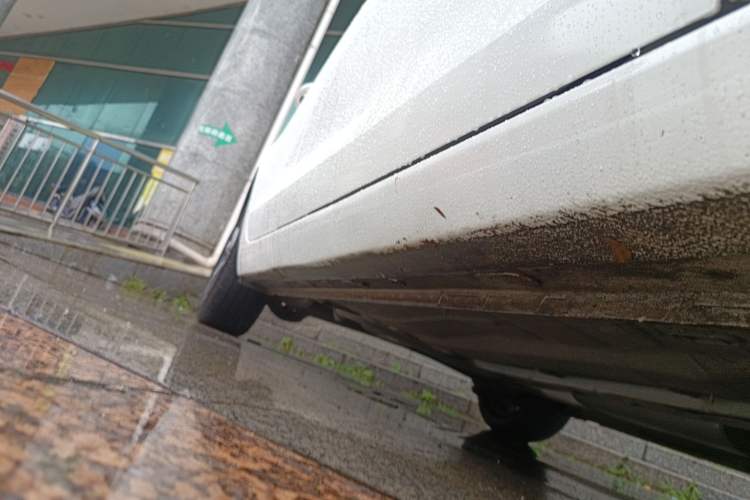Used Ford Escort 2021 1.5L Automatic Diamond Edition Right Side Sill