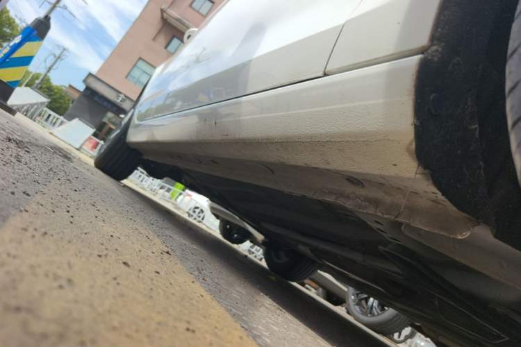 Used Ford Escort 2021 1.5L Automatic Diamond Edition Right Side Sill