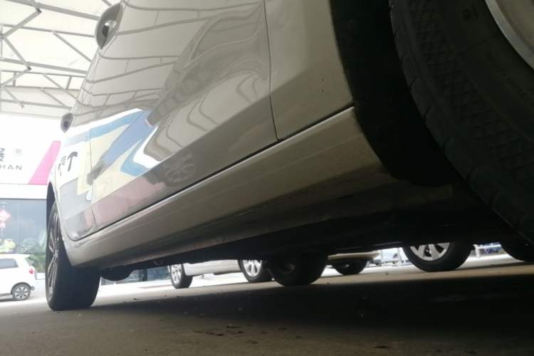 Used Ford Escort 2021 1.5L Automatic Diamond Edition Right Side Sill