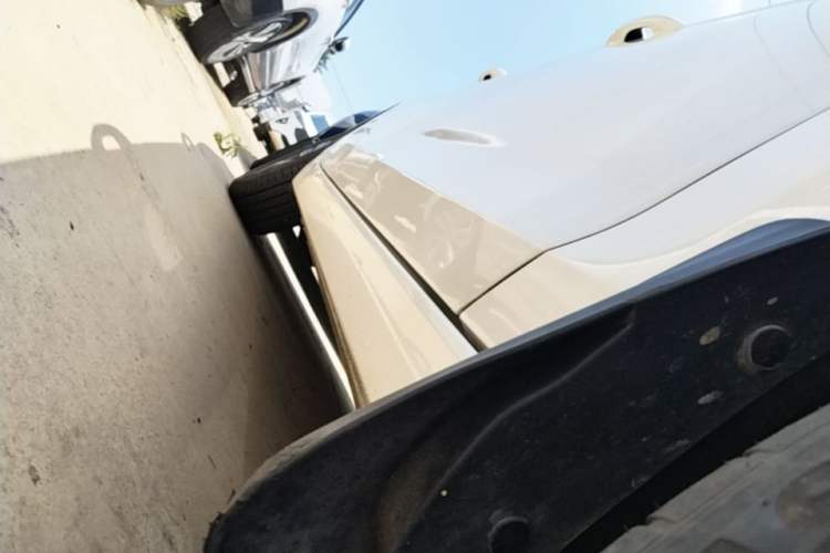 Used Ford Escort 2021 1.5L Automatic Diamond Edition Right Side Sill