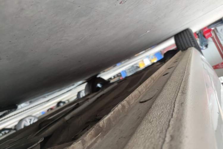 Used Ford Escort 2021 1.5L Automatic Diamond Edition Right Side Sill