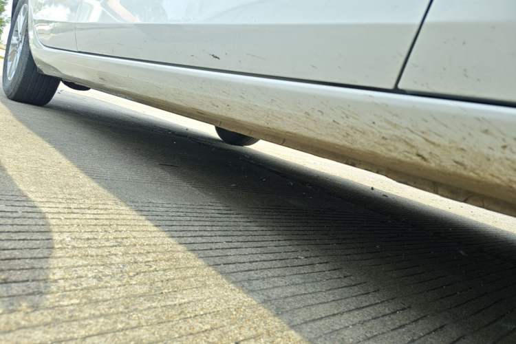 Used Ford Escort 2021 1.5L Automatic Platinum Edition Right Side Sill