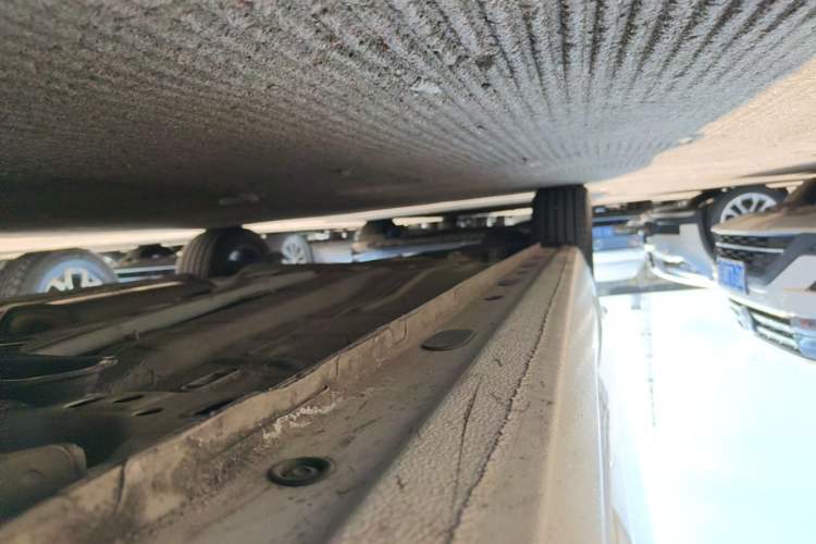 Used Ford Escort 2021 1.5L Automatic Diamond Edition Right Side Sill