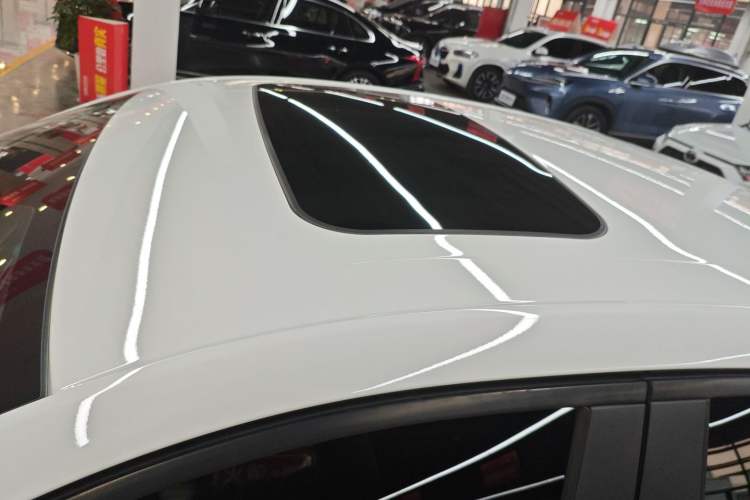 Used Ford Escort 2021 1.5L Automatic Diamond Edition Roof