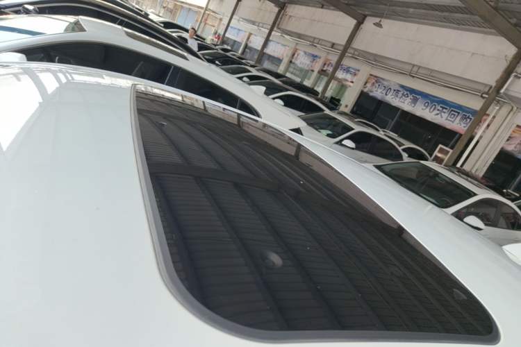 Used Ford Escort 2021 1.5L Automatic Diamond Edition Roof